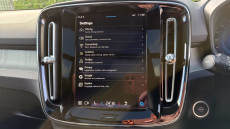 Volvo XC40 2.0 B4P Ultimate Dark 5dr Auto Petrol Estate